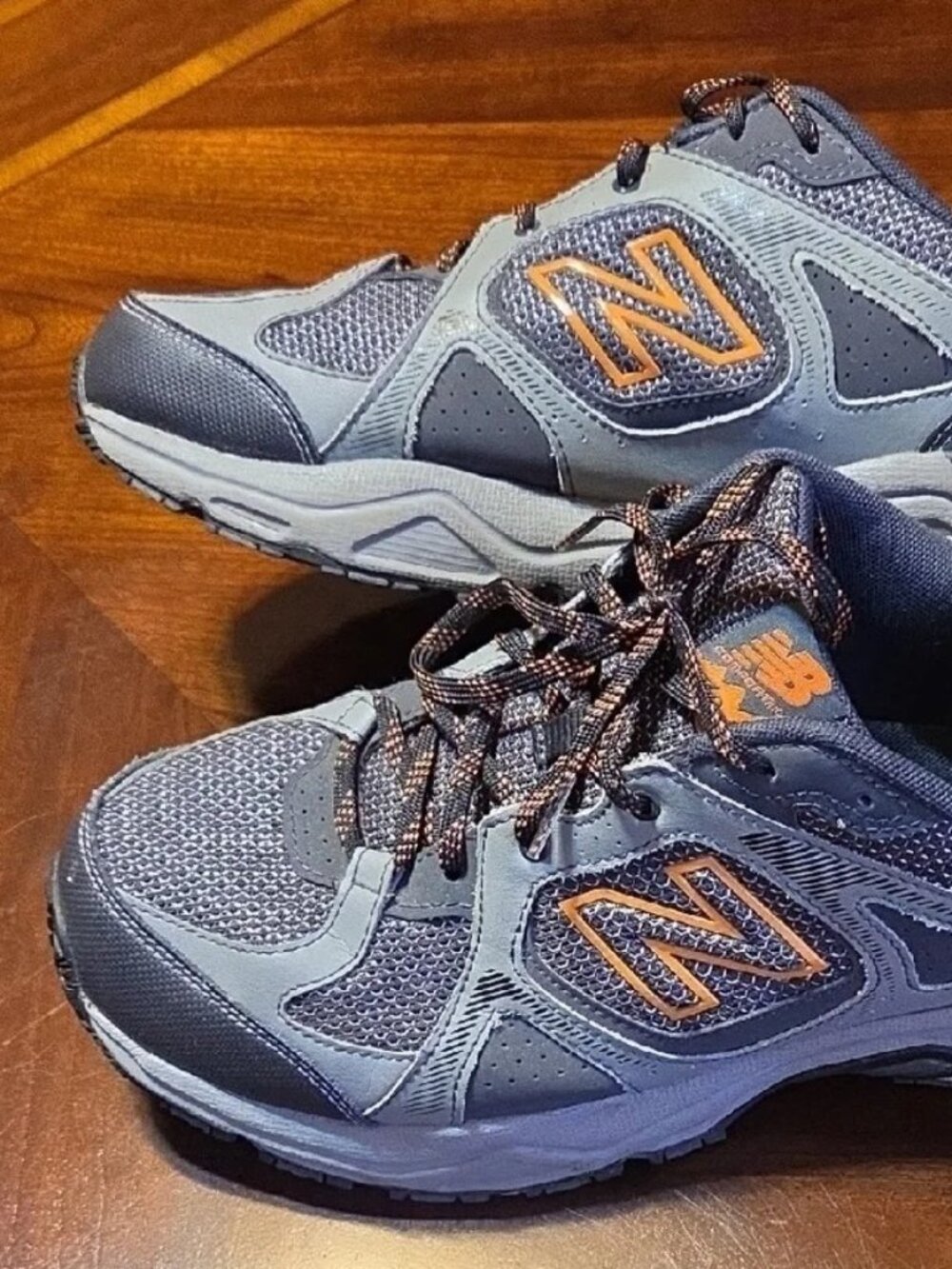 New Balance 481 Trail Running Shoes SZ 11 (4E) Extra Wide Width Men's Sneakers